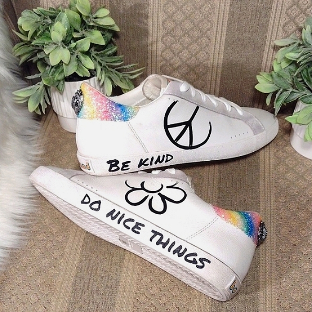 Kurt Geiger London Lexi eagle low leather and suede sneakers